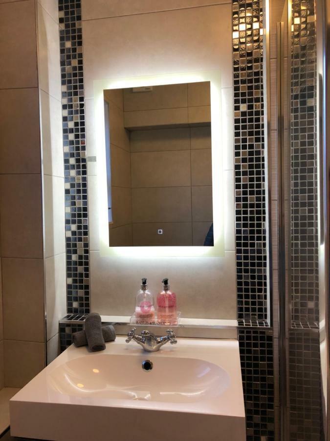 شقة Affordable Lux And Cozy 1 Bed Flat In Chelsea لندن المظهر الخارجي الصورة